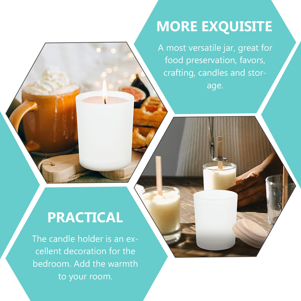 蓋付きの空のガラス瓶。木製の蓋が付いており、アロマキャンドル - Candle Making Homewood のレビューと価格